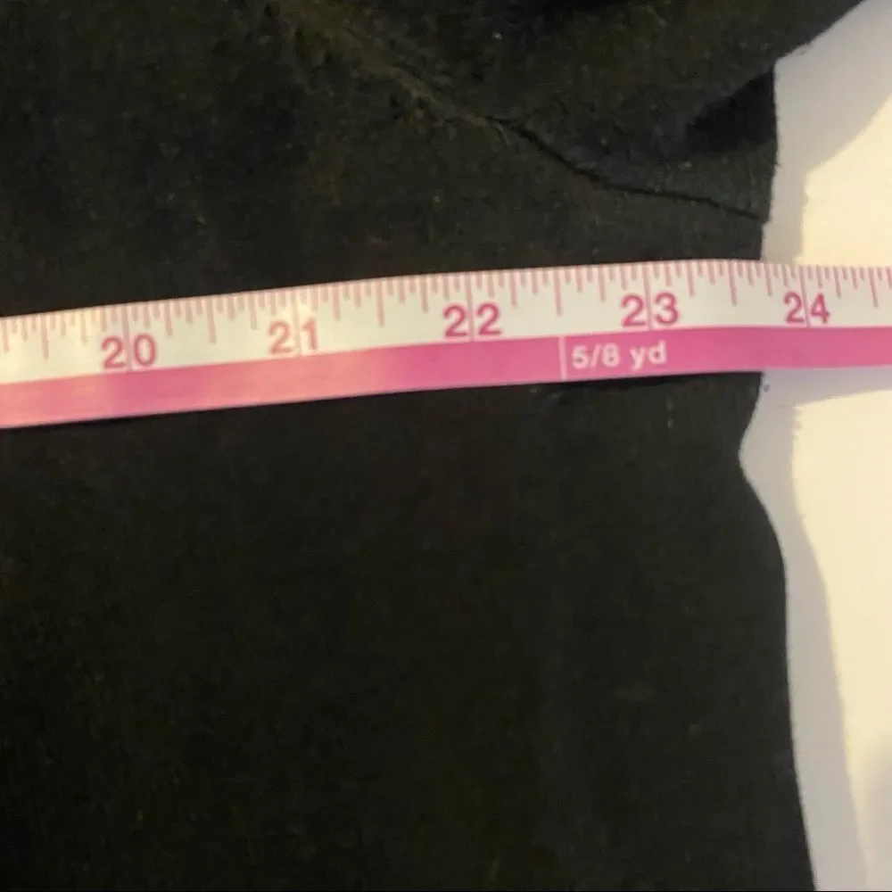 Avenue Black Short Sleeve Cardigan Sz 22/24‎
